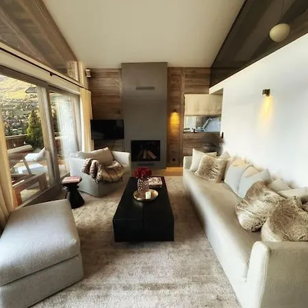 木屋 Chalet Lodge, *