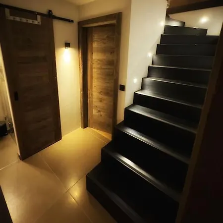 Chalet Lodge, 韦尔比耶